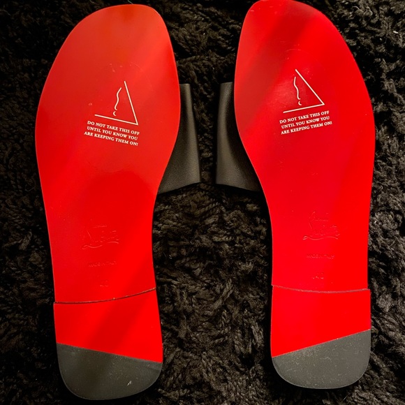 Christian Louboutin
Leather Logo Red Sole Slide Sandals - Picture 6 of 9
